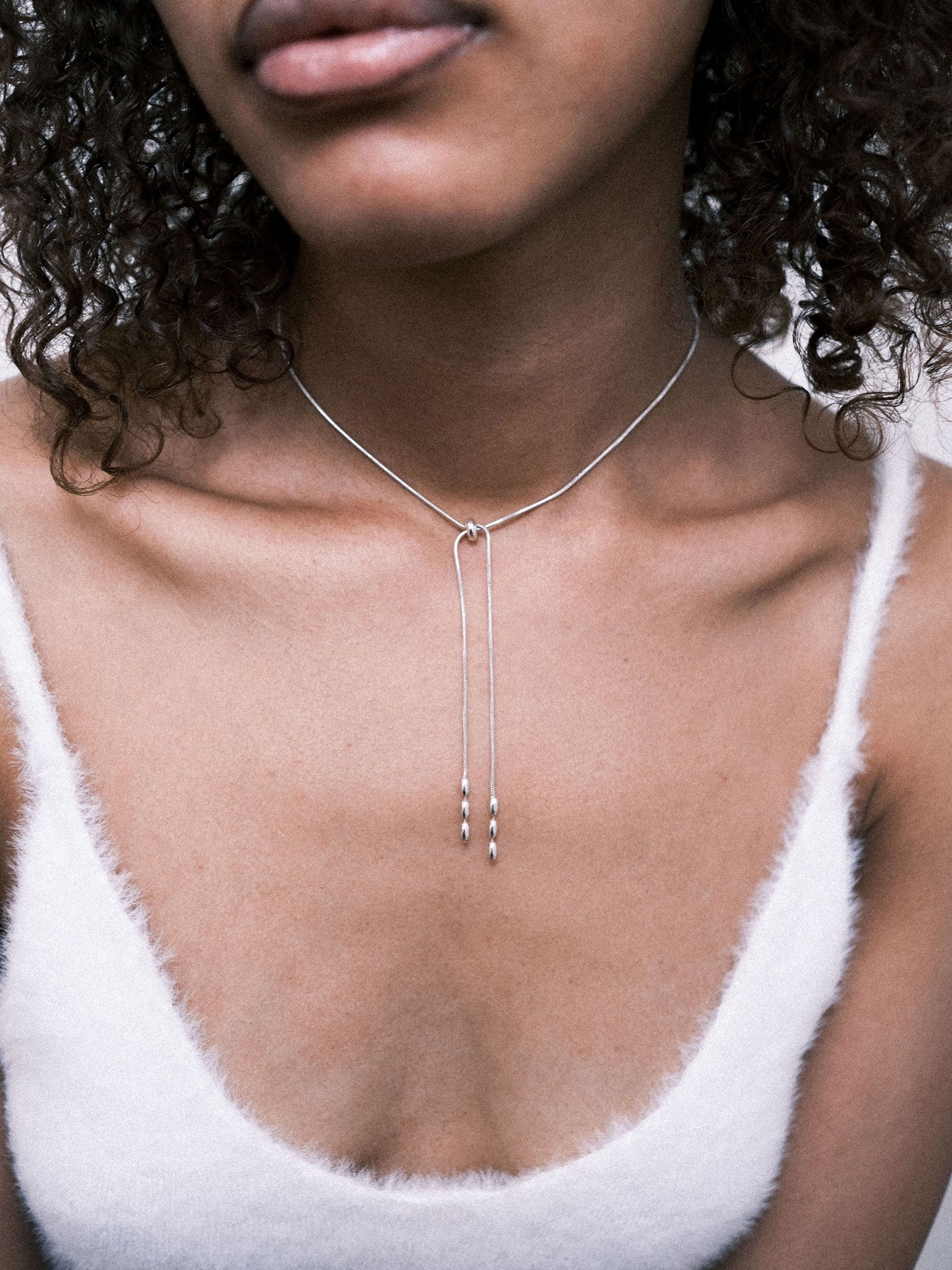 RAINY NECKLACE (SHORT) – BONEE