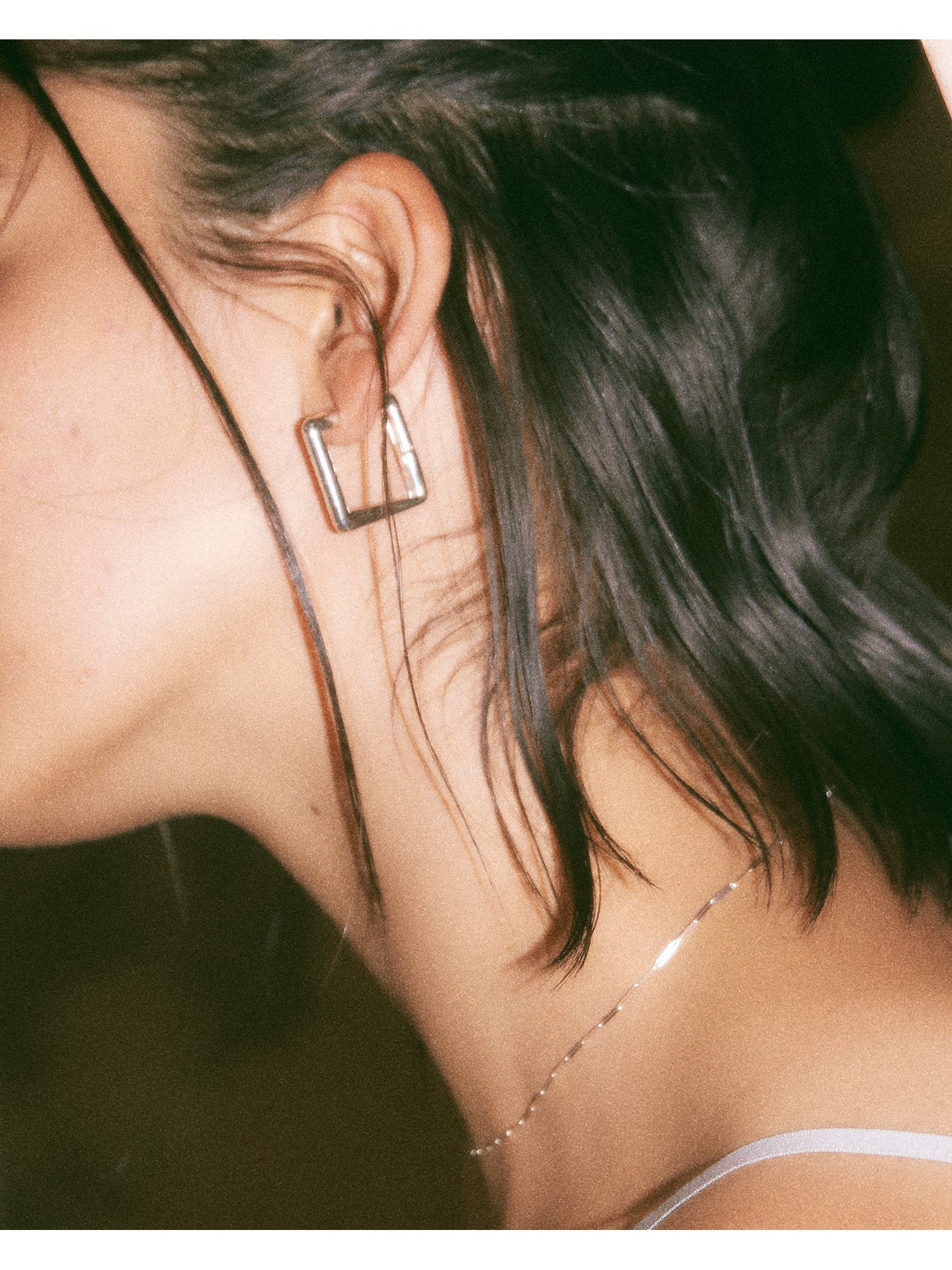 FLASH FLAKE NECKLACE – BONEE