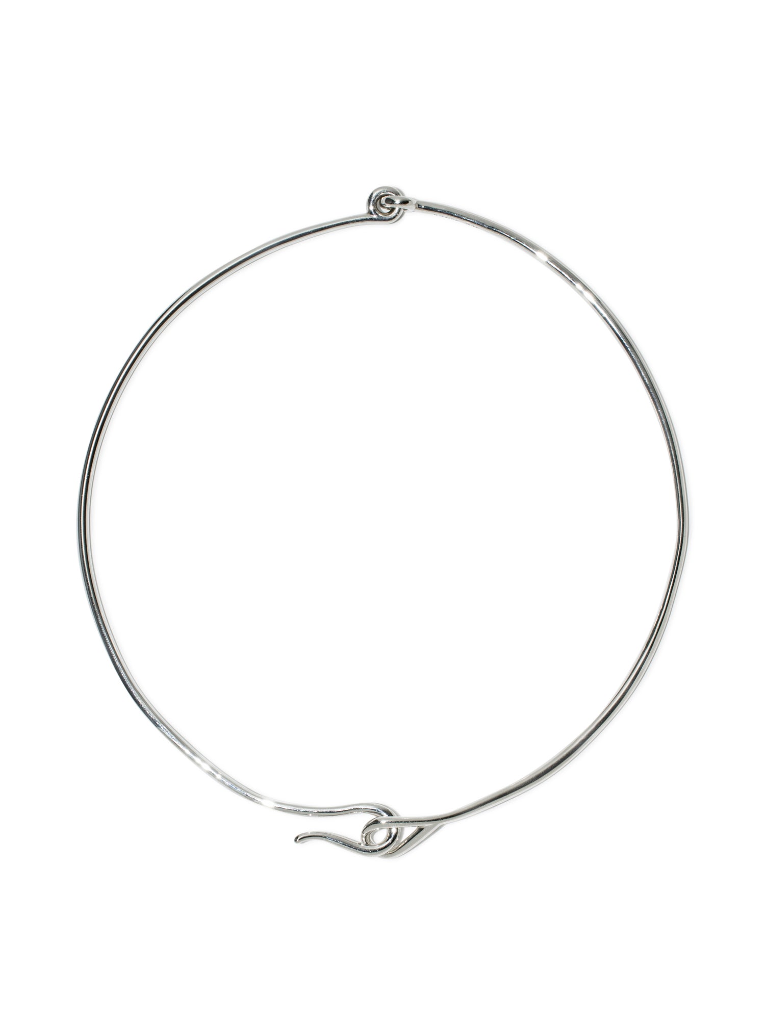 HOOKED COLLAR – BONEE HOOKED COLLAR – BONEE